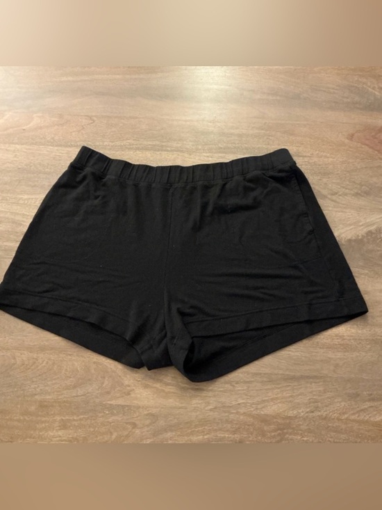 Old Navy Pants - Black casual Old navy Shorts